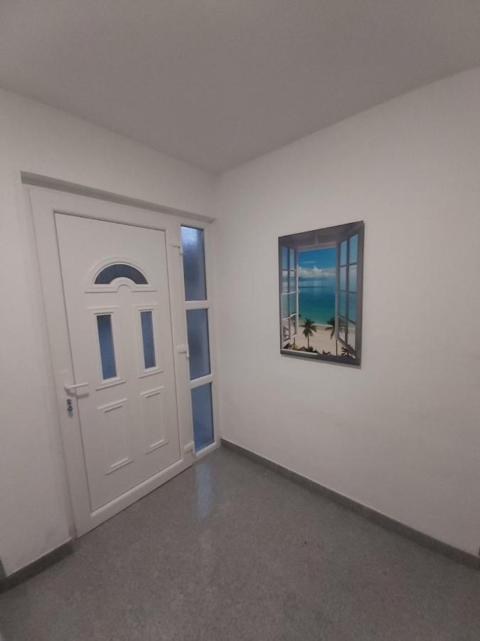 Apartments Adria Jadrija Eksteriør billede